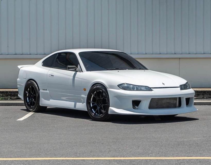 Nissan Silvia S15 ปี 1999 รถมือสองสุดคลาสสิค 2