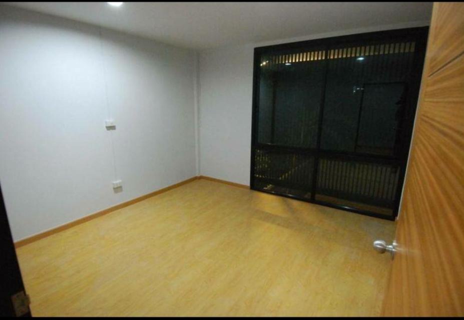 บ้านว่างให้เช่า หมู่บ้าน ต รวมโชค โชคชัย 4 7