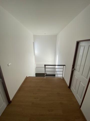 บ้าน หมู่บ้าน ใจกลางเมืองชลบุรี ขนาด = 0 RAI 0 Ngan 39 Square Wah 3779100 - ใกล้กับ หลังโกลบอลเฮ้าส์ ชลบุรี เข้าอยู่ได้ท 5