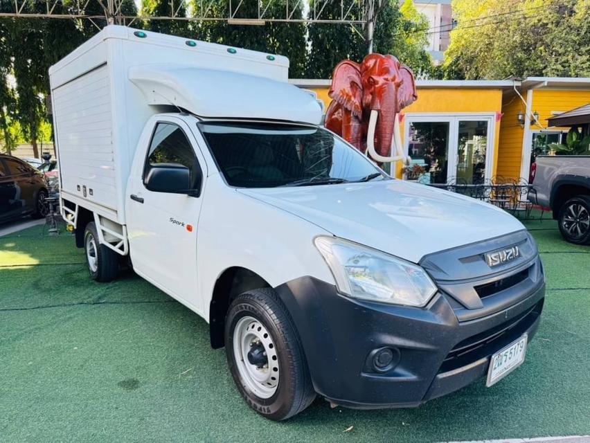ISUZU D-MAX SPARK ตู้ทึบ ดีเซล เครื่อง1.9cc. เกียร์ธรรมดา ปี2019