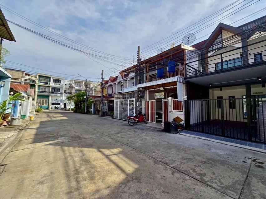หมู่บ้านสุขสบาย ลาดพร้าว 87 19