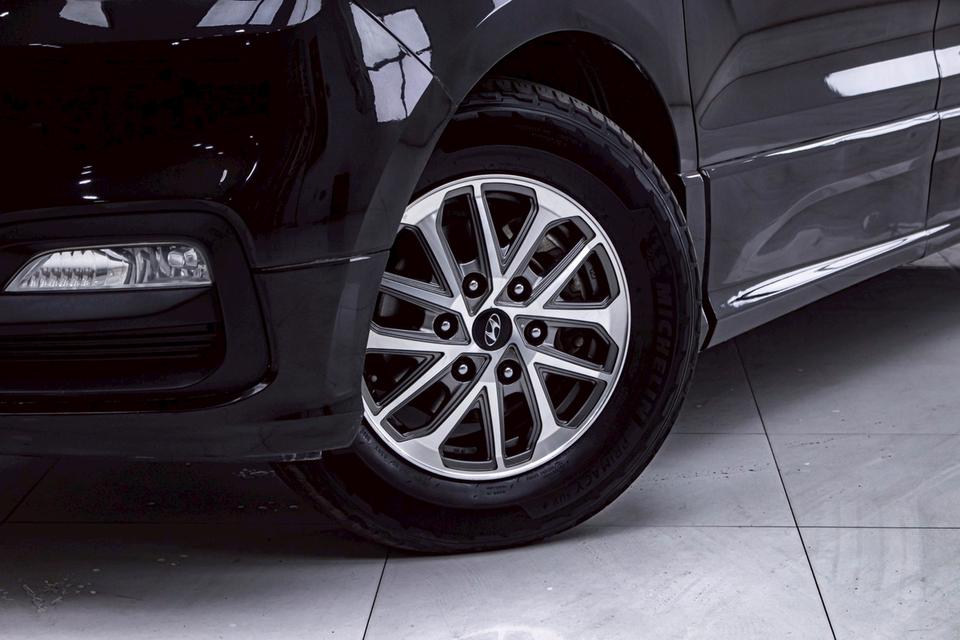 ✨ HYUNDAI H-1 2.5 DELUXE AT ปี 2019 ตู้ 11 ที่นั่งยอดนิยม รูปที่ 8