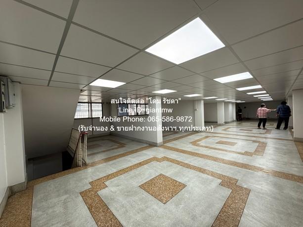 สำนักงาน ขายอาคารสำนักงาน 6 ชั้น (รีโนเวทแล้ว) มีลิฟต์ พร้อมโรงจอดรถ ติดถนนรัชดาภิเษก 161 ตร.ว. (พื้นที่ใช้สอย 2,408 ตร. 3
