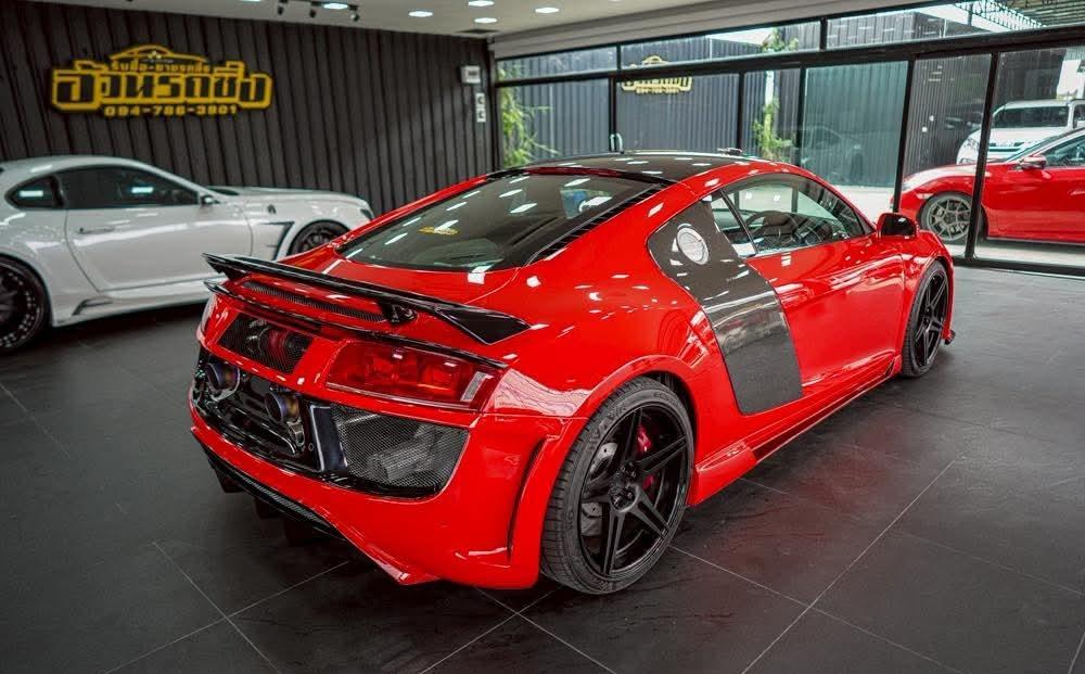 Audi R8 V8 Twin Turbo – Regula V10