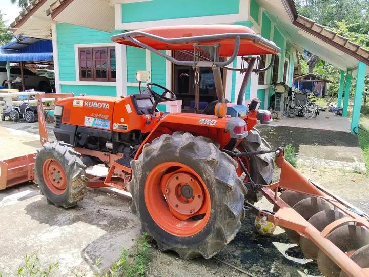 พร้อมขาย รถไถ KUBOTA  2