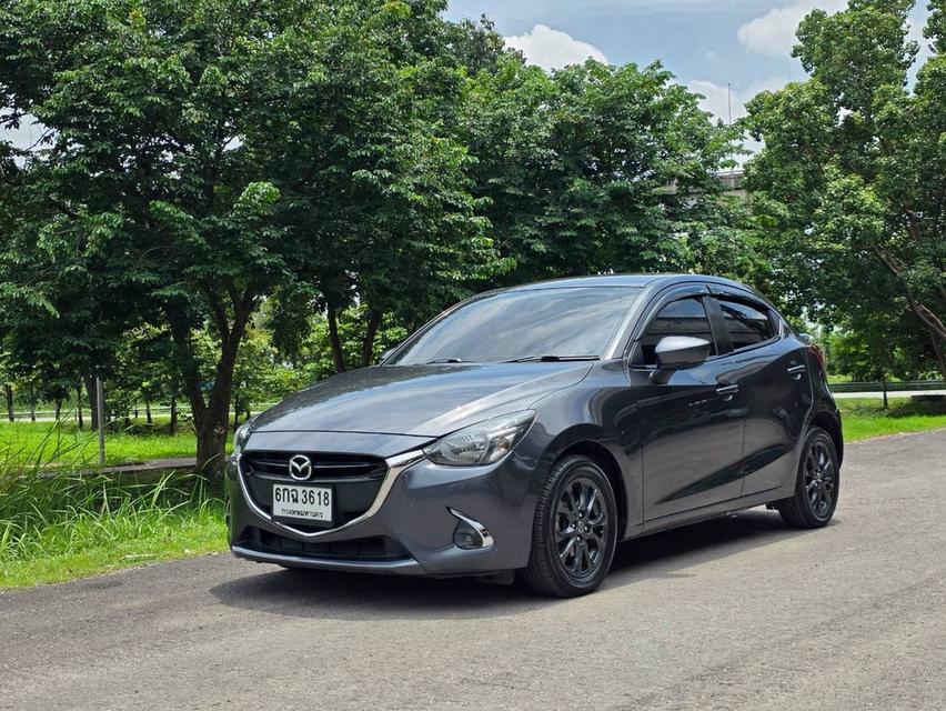 Mazda 2 1.3 High ปี 2017 สีเทาราคา 249,000 บาทฟรีดาวน์ ผ่อน 5,100 บ/ด 6ปี รูปที่ 8