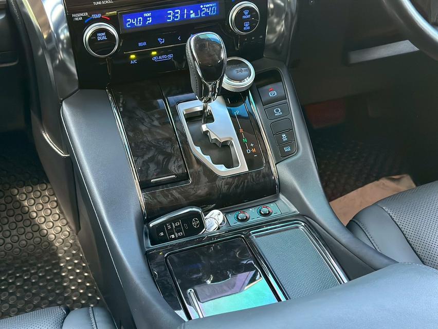 รหัสรถ PAT2002 Toyota Alphard 2.5 SC Package รุ่นท๊อปสุด (Minorchange) สีน้ำตาล ปี 2022  15