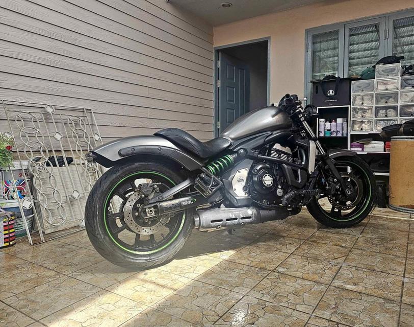 Kawasaki Vulcan ปี 2015 รถสวยขับขี่ปกติ