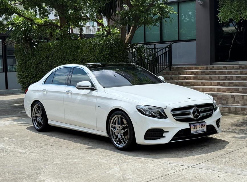 2018 BENZ E350e W213 AMG DYNAMIC รถมือเดียวออกป้ายแดง รถวิ่งน้อยเพียง 8X,XXX กม รถไม่เคยมีอุบัติเหตุครับ