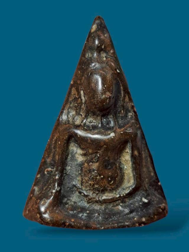 นางพญาเปิดให้บูชาจ้า