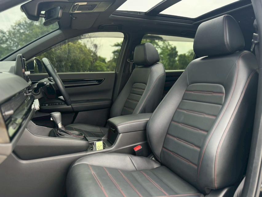 Honda CR-V e:HEV RS 4WD ปี 2024 ไมล์ 5x,xxx km 15