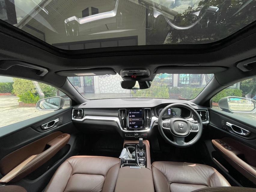 Volvo S60 Recharge T8 Momentum AWDปี 2021 เลขไมล์ 74,xxx km. รูปที่ 9