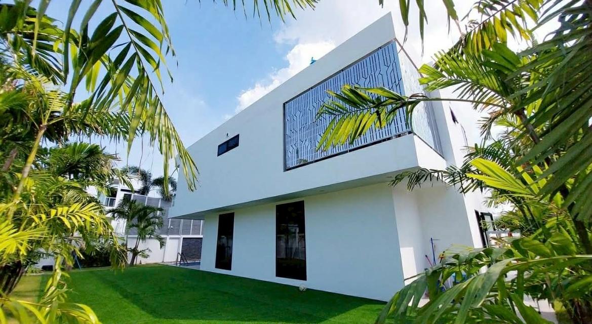 บ้านหรูสำหรับขาย เมืองพัทยา ชลบุรี 19