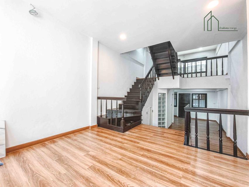 ทาวน์โฮม 2 ชั้นครึ่ง นันทนาการ์เด้น รังสิต – รีโนเวทใหม่ทั้งหลัง หน้าบ้านไม่ชนใคร 4