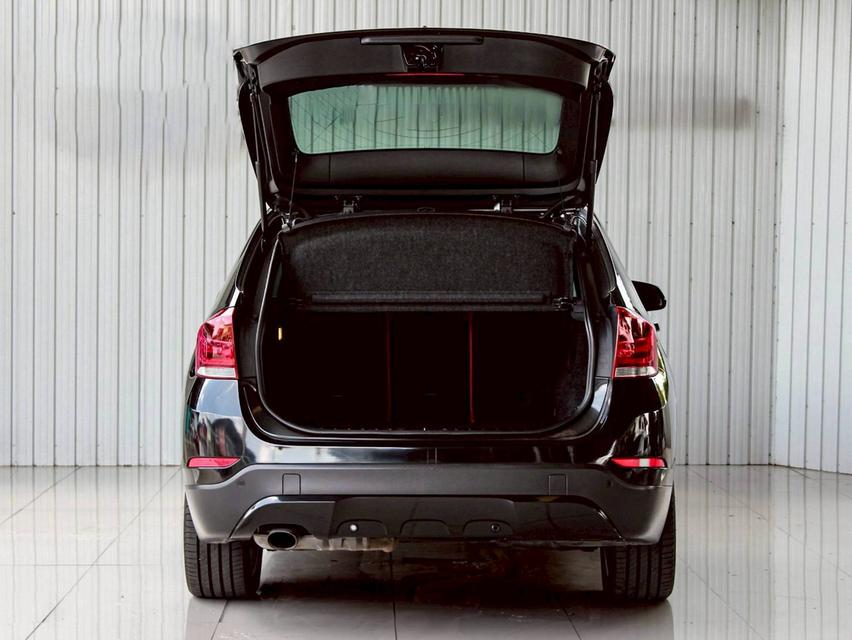 BMW X1 , Sdriver 1.8i Sport ปี 2015 โฉม ปี 09-16  8