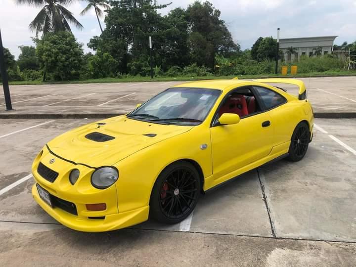 Toyota Celica สีเหลือง ปี 1995 1