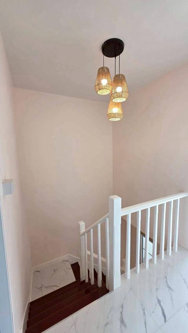 หมู่บ้านพฤกษา18/1 บางใหญ่ ซอยแก้วอินทร์ ทาวน์เฮาส์ 2 ชั้น มีเคาท์เตอร์บาร์ ตกแต่งใหม่พร้อมอยู่ หน้ากว้าง 6 เมตร ใกล้ทางด่วนM81-เซ็นทรัล เวสต์เกตื่น 12