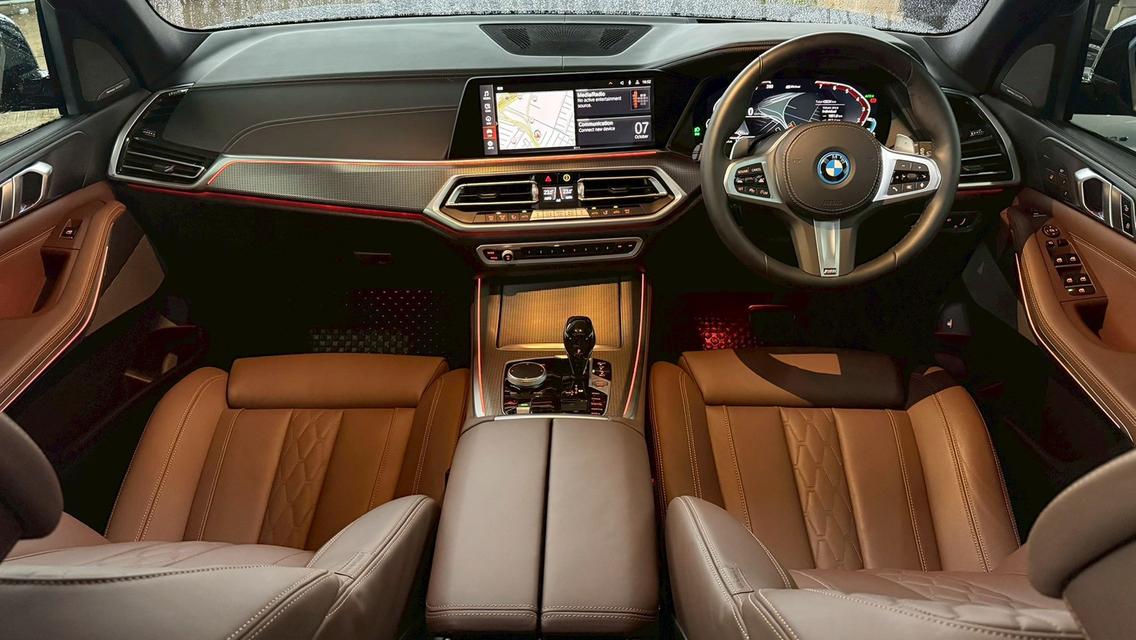 รหัสรถ PBG9999 BMW X5 xDrive45e M Sport  รถออกสิ้นปี 2022 11