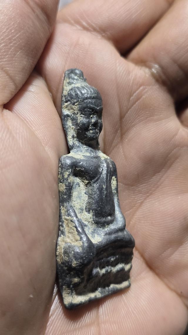 พระหูยานลพบุรี พิมพ์ใหญ่ เนื้อชินเงิน