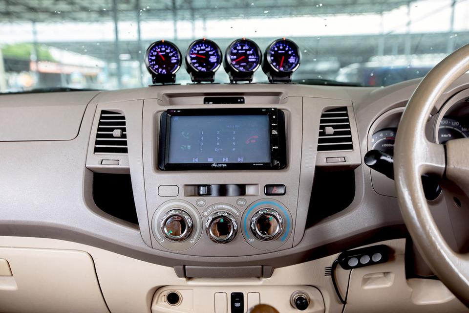 Toyota Vigo Double Cab 4 ประตู 3.0E ดีเซล เกียร์ ธรรมดา ปี 2006 สีขาว  17