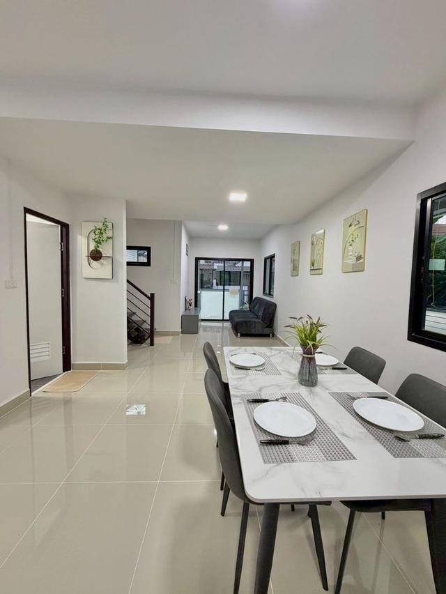 พฤกษา45 ถนนวัดลาดปลาดุกทาวน์เฮ้าส์ 2 ชั้น  หลังมุม ตกแต่งใหม่พร้อมอยู่  มีพื้นที่ข้างบ้าน พร้อมระเบียงด้านหน้า 8