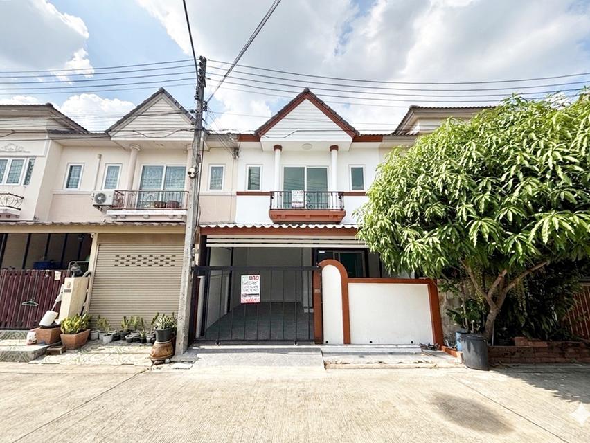 🏡✨ ขายทาวน์โฮม 2 ชั้น ทำเลดี ใกล้ศาลายา ราคาคุ้มเพียง 1.69 ล้านบาท ✨🏡 2