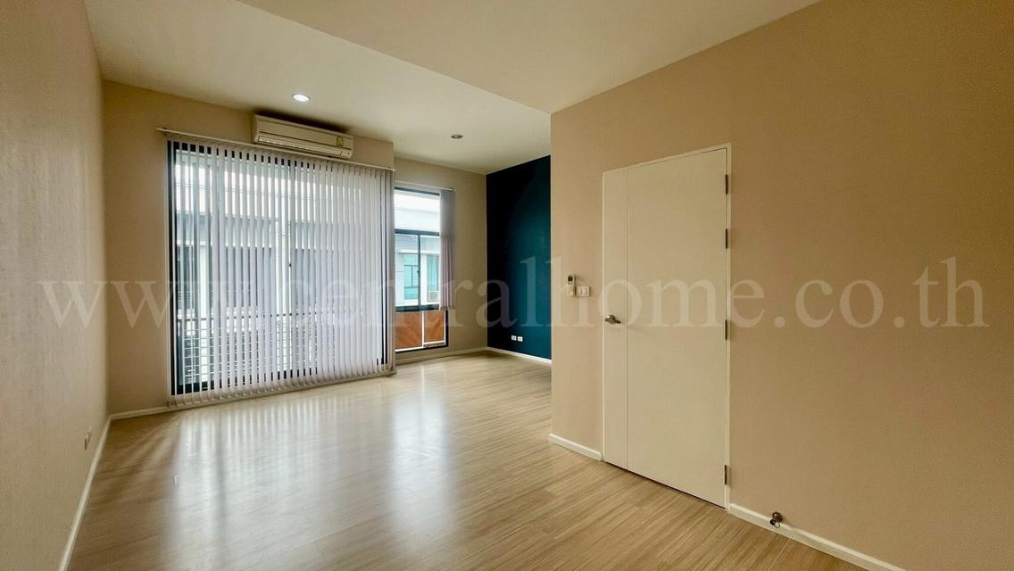 ทาวน์โฮม 3 ชั้น บ้านกลางเมือง รัตนาธิเบศร์ รีโนเวทใหม่ พร้อมอยู่ 14