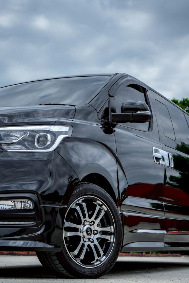รหัสรถ CBL2522 HYUNDAI H-1 2.5 Elite (MC20) VAN AT 2021 รูปย่อยที่ 3