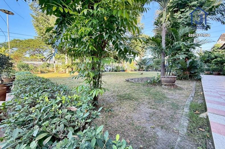 ขายบ้านเดี่ยว 3 ชั้น พร้อมที่ดิน 388 ตารางวา หมู่บ้านประชาชื่น เพลส ถนนประชาชื่น ใกล้รถไฟฟ้าสายสีชมพู 19