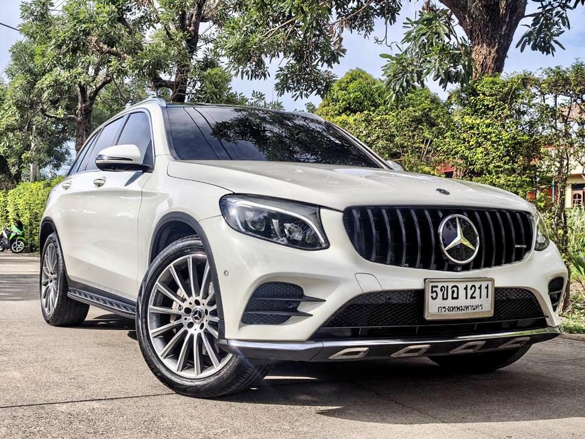 Mercedes Benz GLC250d AMG ปี 16