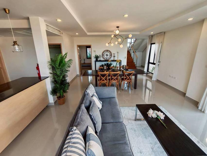 Brand-new luxury home Phu-Thara Pattaya 35.9 M 17