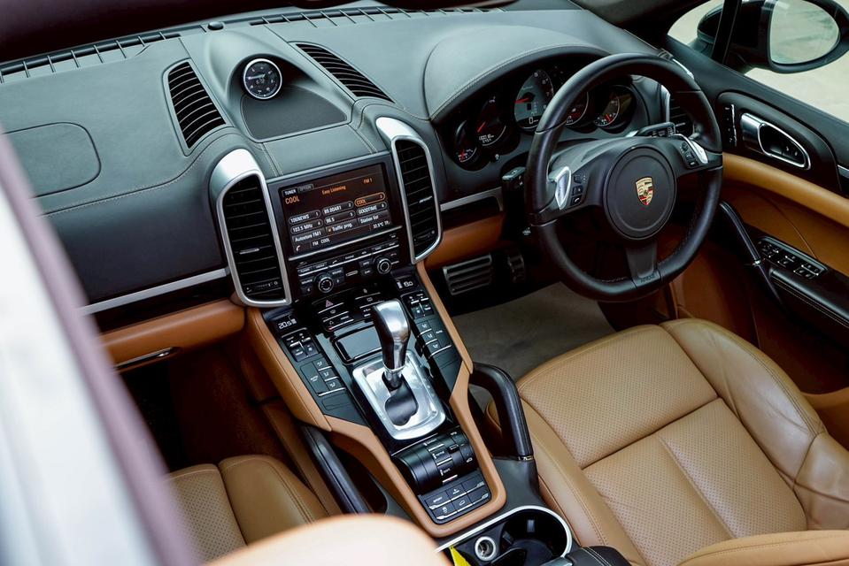 PORSCHE CAYENNE 3.0 S Hybrid 4WD AT 2013ไมล์ 130,xxx km. !! ราคา 1,099,000 บาท รูปที่ 9