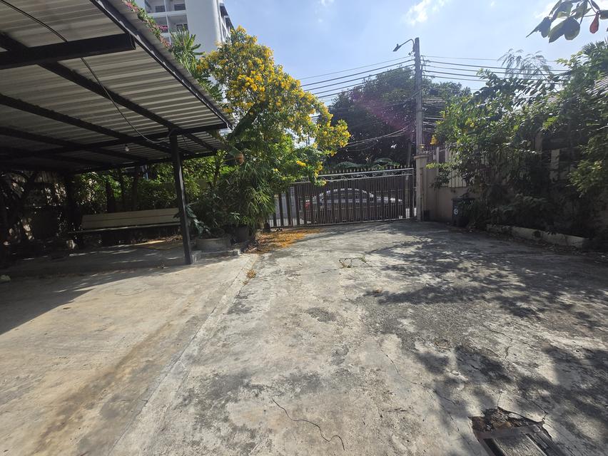 ให้เช่าบ้านสองชั้นที่จอดรถกว้าง ทําเลดี สาทรหลังโรงพยาบาลเซนต์หลุยส์ 3