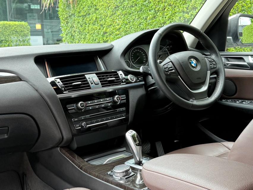 2016 BMW X3 20d LCI รถมือเดียวออกป้ายแดง รถวิ่งน้อย เข้าศูนย์ทุกระยะ รถไม่เคยมีอุบัติเหตุครับ 12