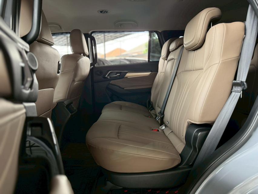 ปี 2024 ISUZU MU-X 2.2 ULTIMATE 2WD โฉม ปี24-ปัจจุบัน สีเทา ไมล์แท้ 6,259 km.Warranty ศูนย์ นาน 3 ปี 10