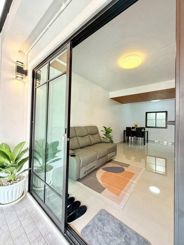 หมู่บ้านพฤกษา 76 ซอย 1 บางใหญ่-แก้วอินทร์ทาวน์เฮาส์ 2 ชั้น ตกแต่งใหม่พร้อมอยู่ มีระเบียงรับลม ต้นโครงการทำเลดีมาก 5