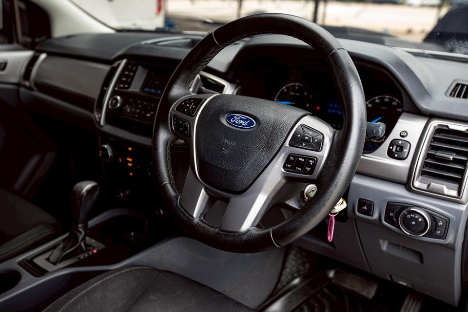 Ford Ranger 2.2 XLT Hi-Lander Double Cab ปี 2019 สีขาว มือเดียวป้ายแดง 14