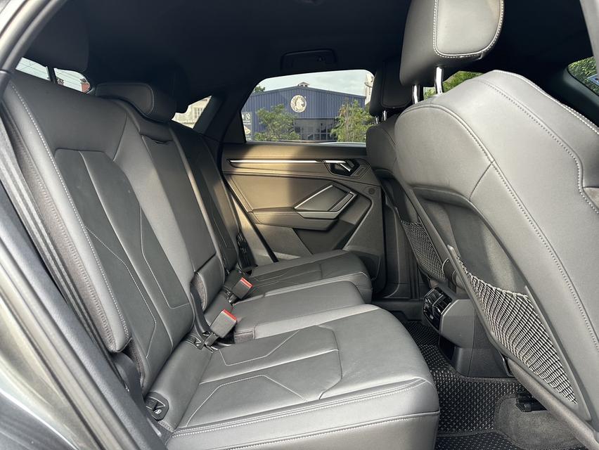 Audi Q3 35 TFSI S Line ปี 2021 19