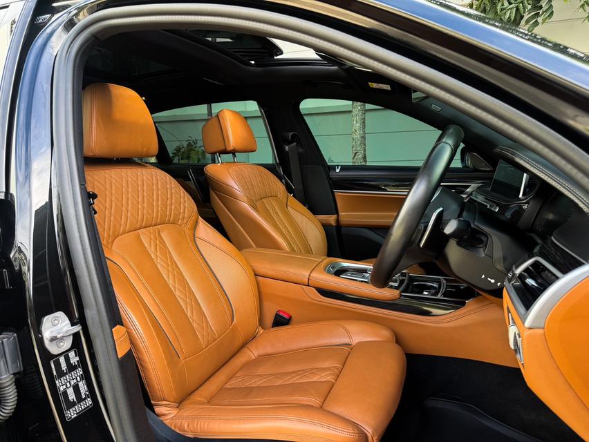 รหัสรถ AVA3003 BMW 730Ld sDrive M Sport LCI ปี 2021 G12 ดีเซลล้วน  11
