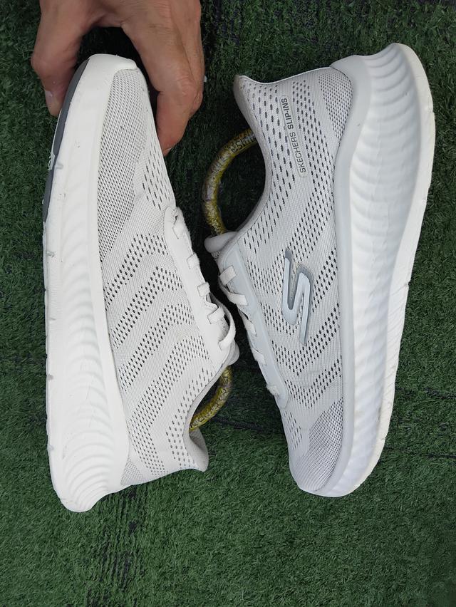 SKECHERS SLIP-ON GO WALK EUR 43/27.5สภาพดีไม่ซ่อม450ค่าส่ง50 รูปที่ 7