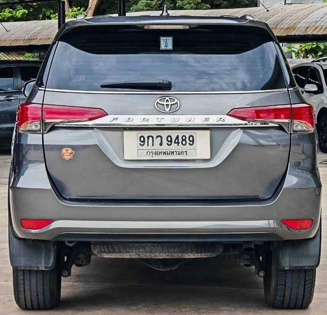 ปี2020 TOYOTA FORTUNER 2.4V รูปที่ 16