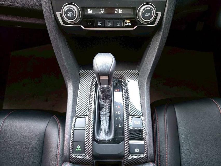 #HONDA CIVIC ตัว E เครื่อง1.8cc.  เกียร์AUTO ปี 2021 6