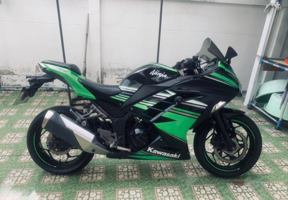 Kawasaki Ninja ปี 2016 2