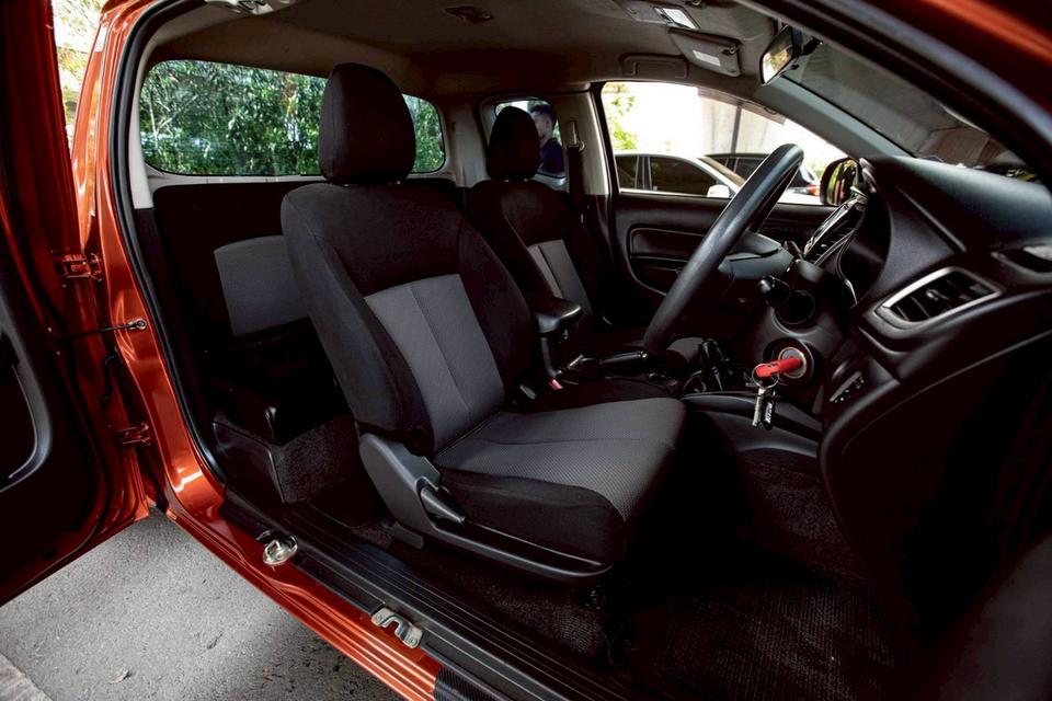 Mitsubishi Triton Mega Cab GLX Limited Edition ปี 2021 สีส้ม หายากมากๆ 9