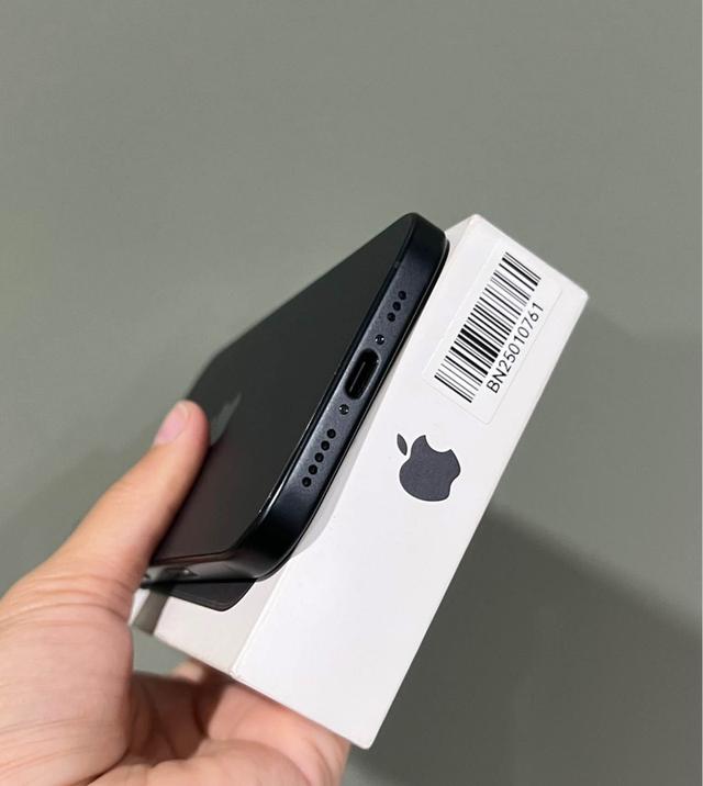 iPhone 16 สี Black  5