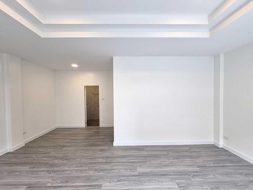 ขาย ทาวน์โฮม หมู่บ้าน เดอะทาวน์ พระราม 5 - นครอินทร์ 16