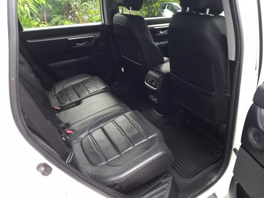 ขายรถยนต์ 7 ที่นั่งเครื่องดีเซล Honda CR-V 1.6E ปี2017 9