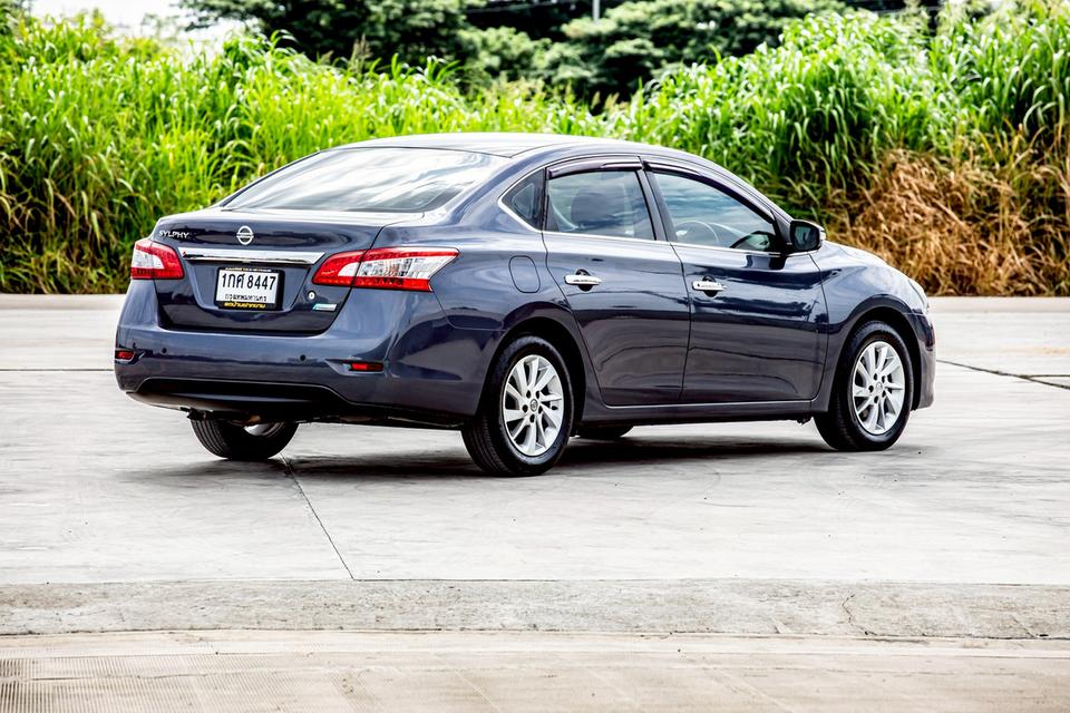 Nissan Sylphy 1.6S ปี 2013 เกียร์ออโต้ สีเทา  6