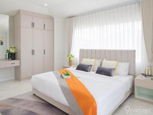 ขาย บ้านเดี่ยวหรู พร้อมสระว่ายน้ำ หมู่บ้าน กรีนฟิลวิลล่า 2 (เขาน้อย)  10