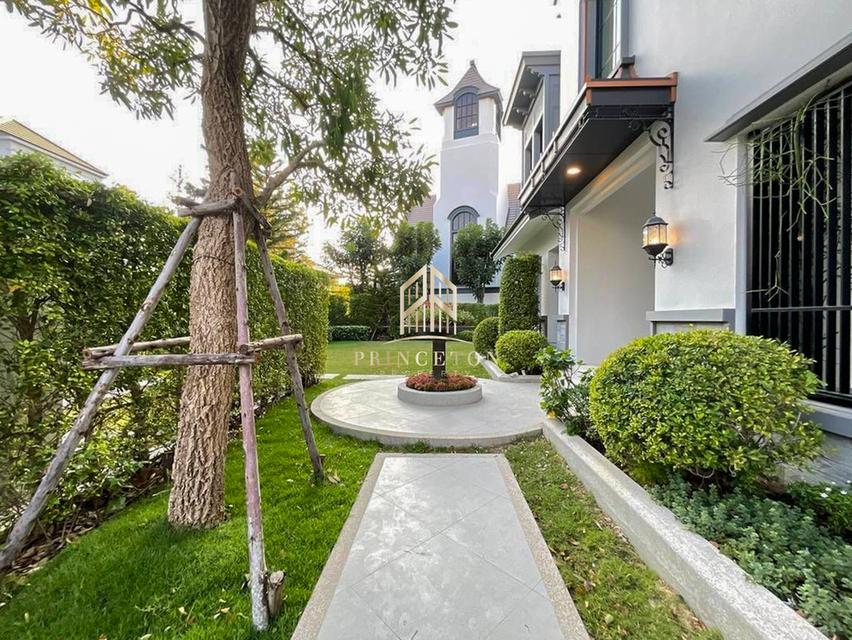 Luxury House For Rent Nantawan Rama 9 New Krungthep Kreetha 3